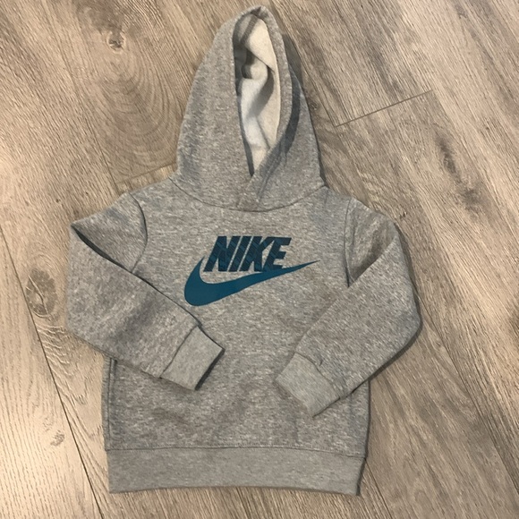 New Nike Sweater sz 1-2 - Picture 2 of 3